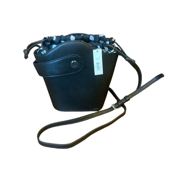No Boundaries Black Crossbody Bucket Handbag Short Handle and Adjustable Strap - Picture 4 of 7